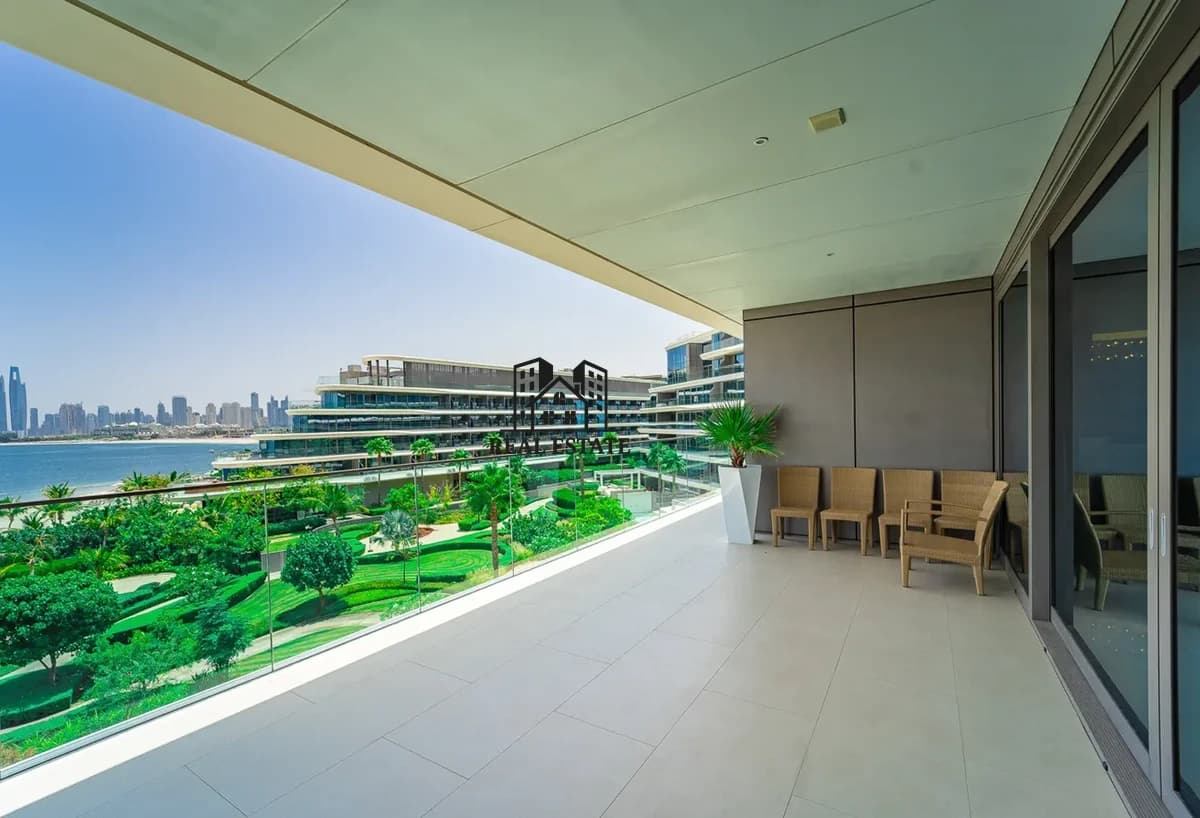 Sale - Penthouse - 3 Bedroom - 2 Bathrooms - Trade Centre - Dubái - Emiratos Árabes Unidos -  - Dubai - United Arab Emirates